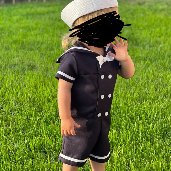 Adorable Rare Editions Boys Sailor Suit 18M - Picture 1 of 4